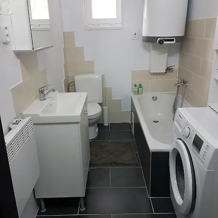 Apartment Ubytovani U Jesterky